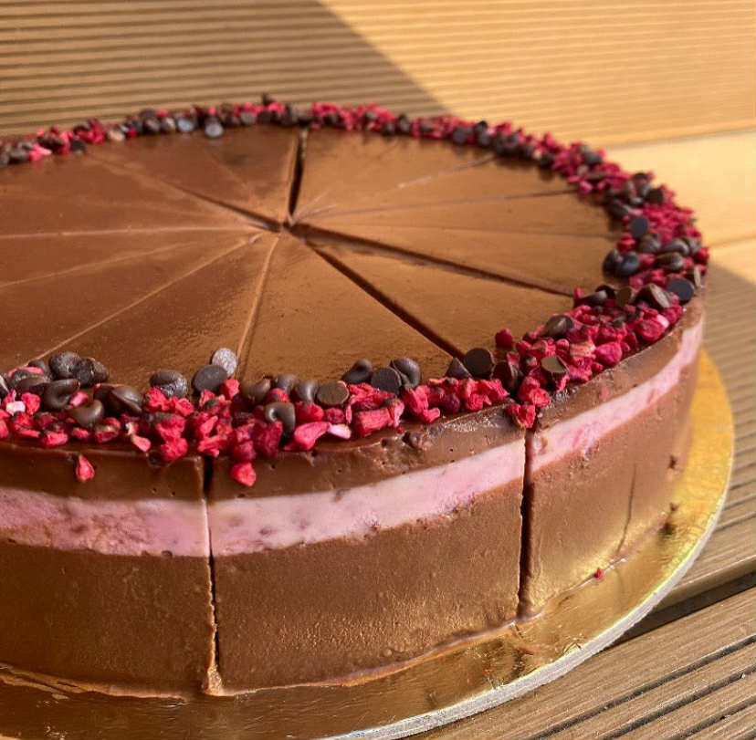 Málnás-csokoládé mousse torta (14 szeletes) gluténmentes